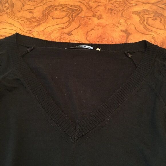 ELIE TAHARI Black Lace Sweater - Picture 11 of 13